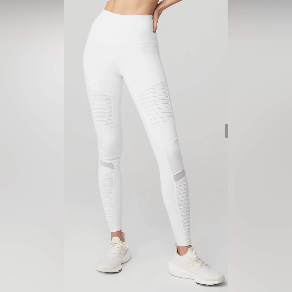 (NEW) ALO Yoga White Moto Leggings (Limited Edition - Sold out online)